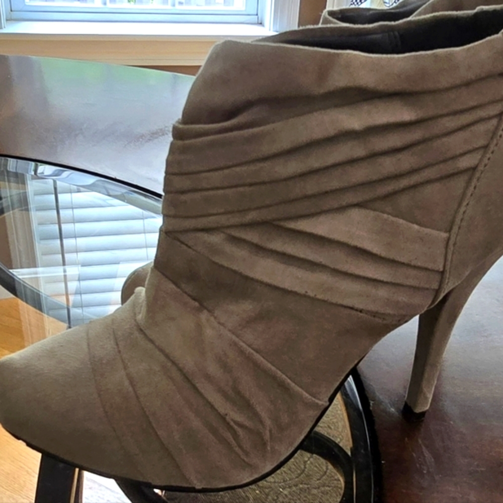 GUESS Gray/Taupe Suede Ankle Booties with Stiletto Heel, worn once